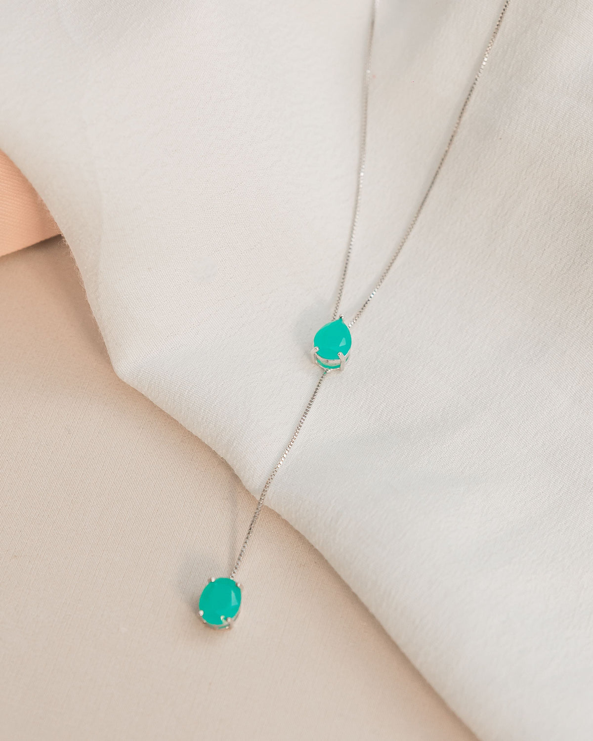 Necklaces & Pendants